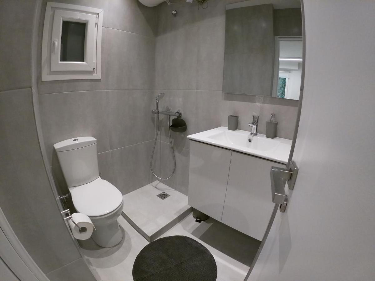 Renovated Apartment In Kifissia Center Near Metro G25 Athens Exterior photo